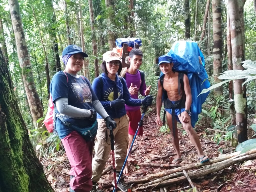 pendakian gunung bukit raya